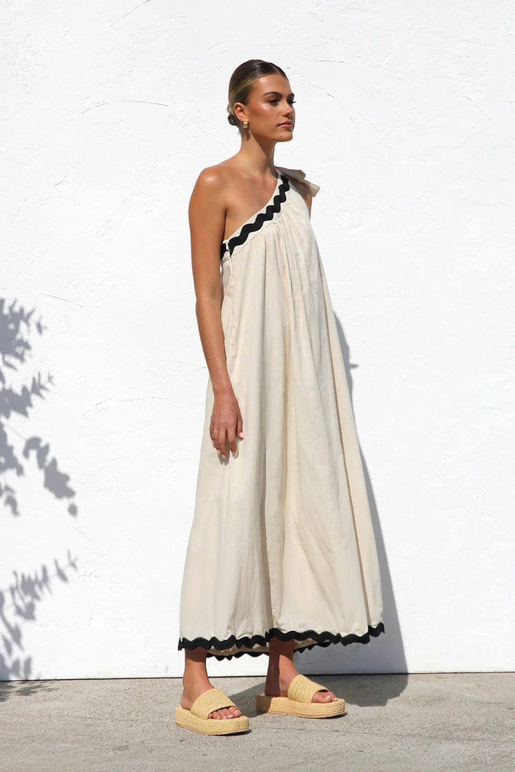 Oblique Shoulder Maxi Dress