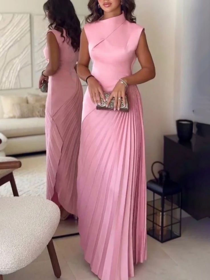 Elegant Sleeveless Pleated Maxi Dress
