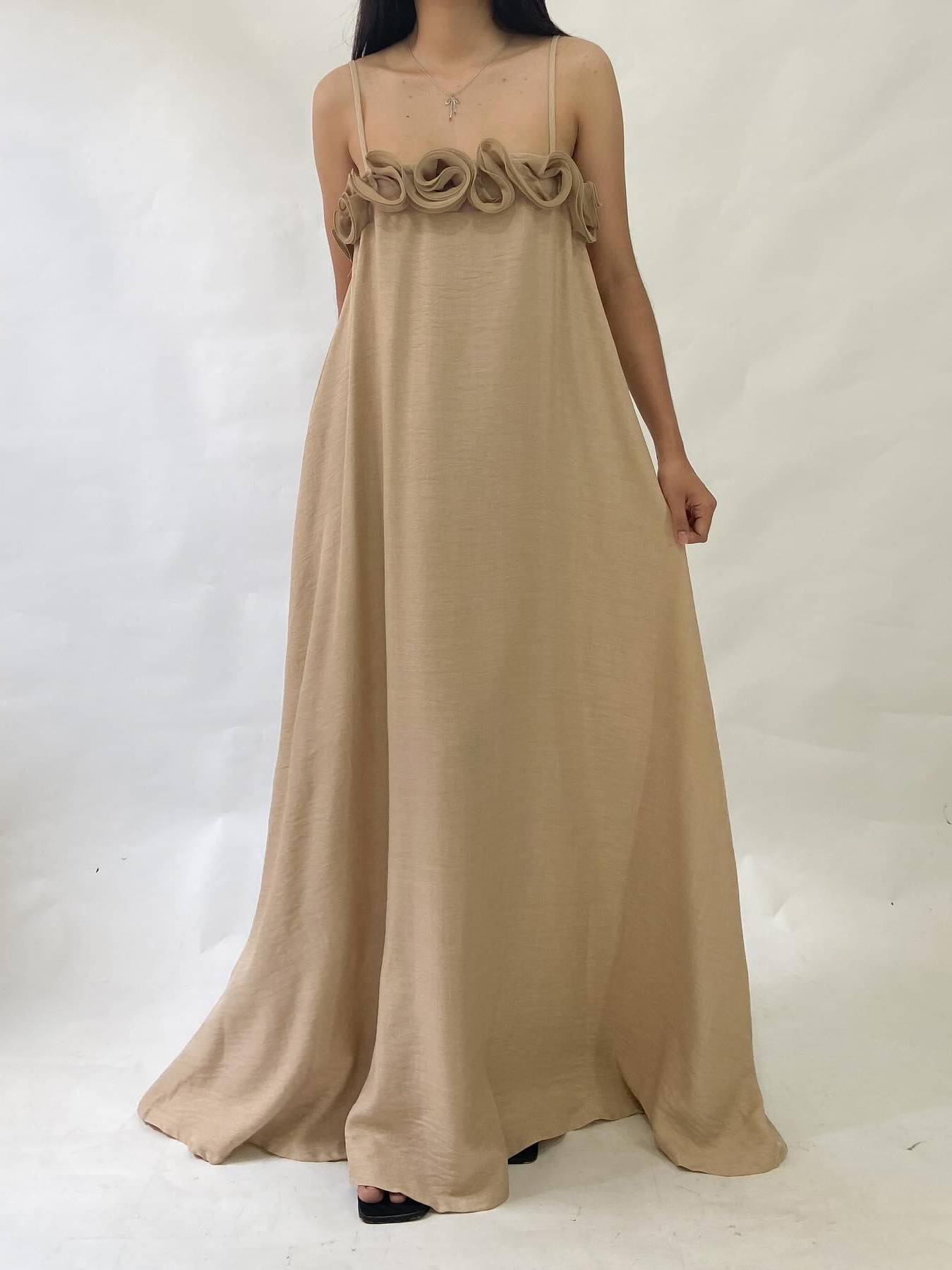 Three-dimensional Flower Maxi Sling Dress