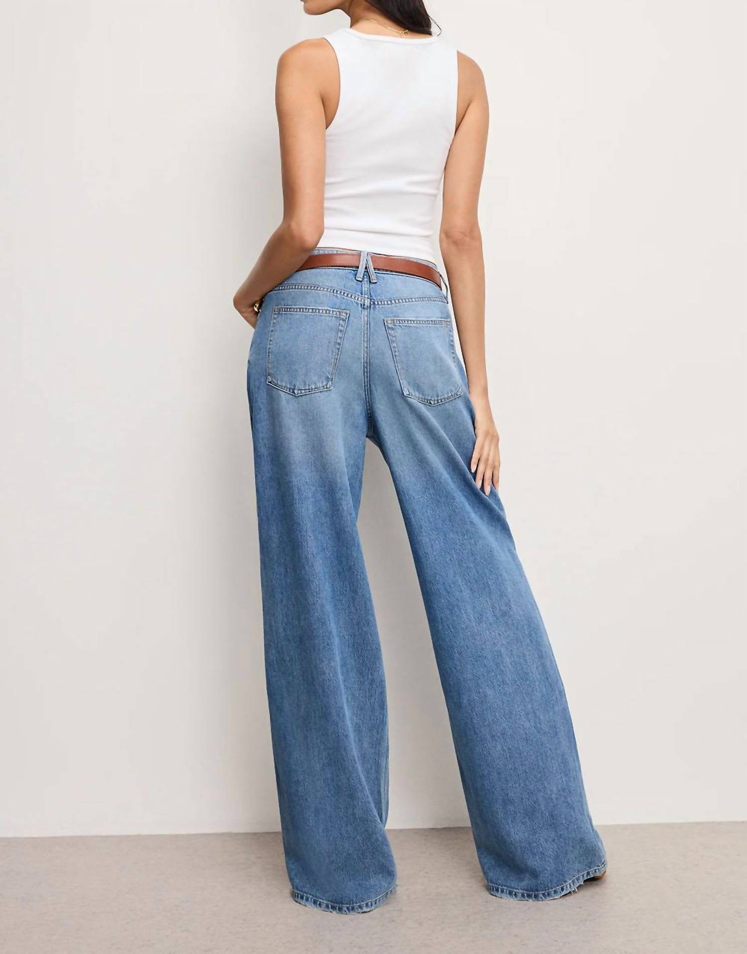 Good American - Weightless Good Standard Ease Jeans