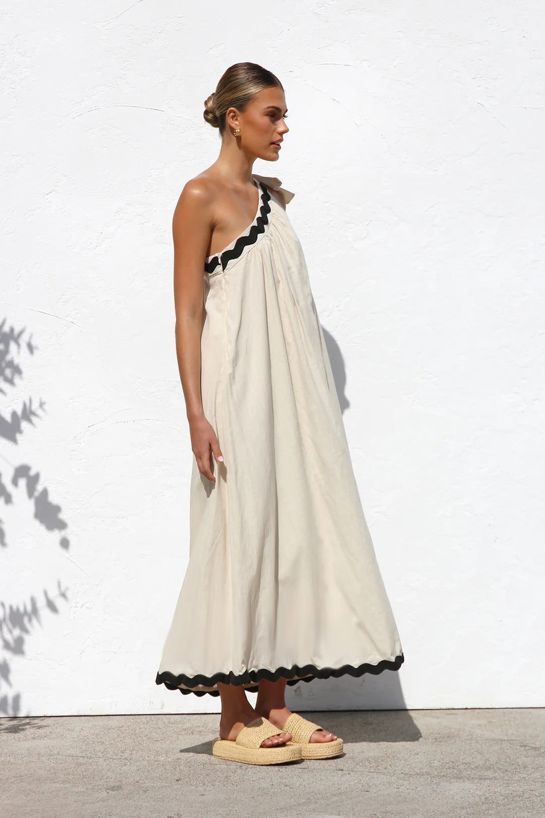 Oblique Shoulder Maxi Dress