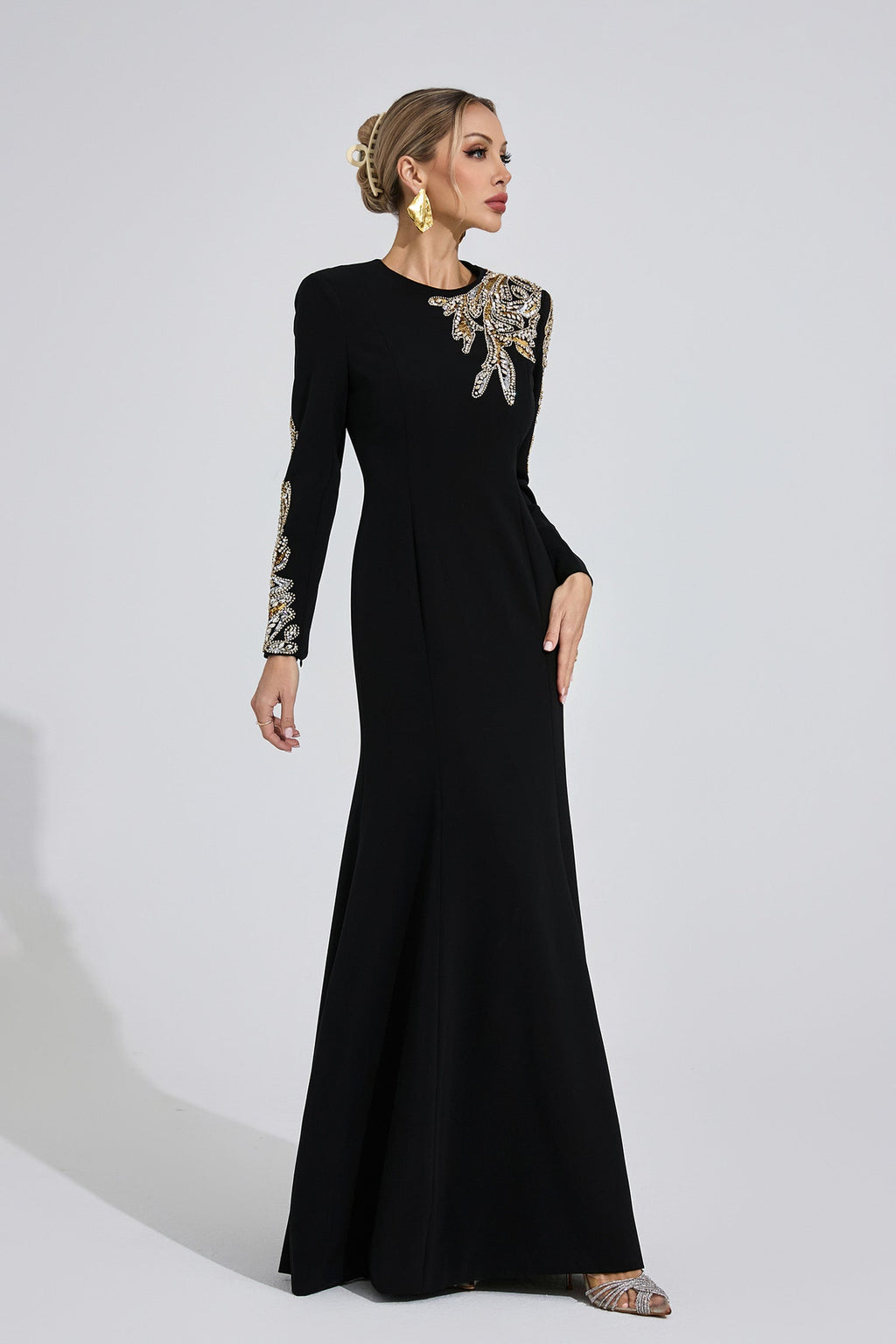Melusine Black Elegant Maxi Dress