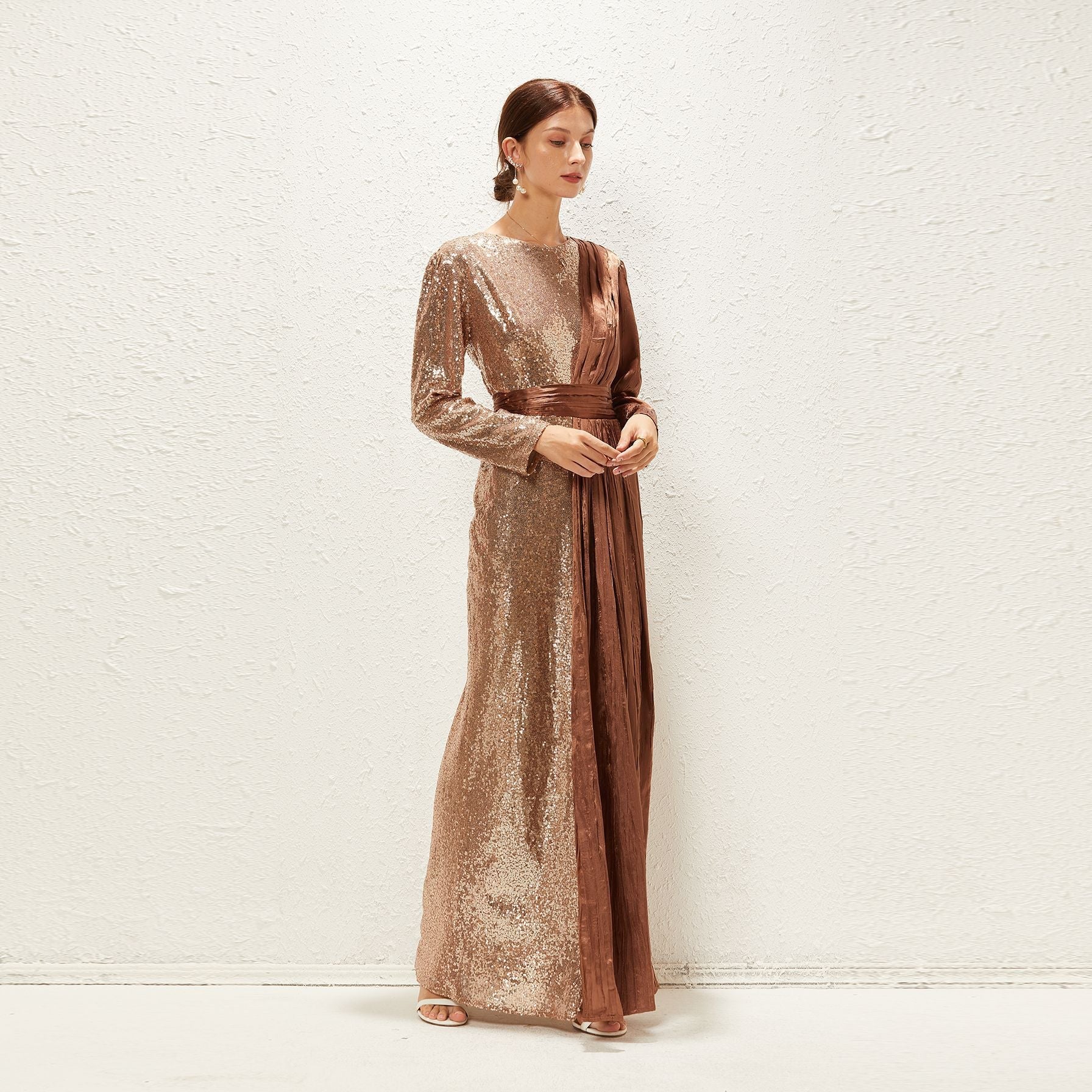 Elegant Embroidery Sequin Stitching Crumpled Satin Dubai Waist Trimming Maxi Dress Prom Formal Gown Maxi