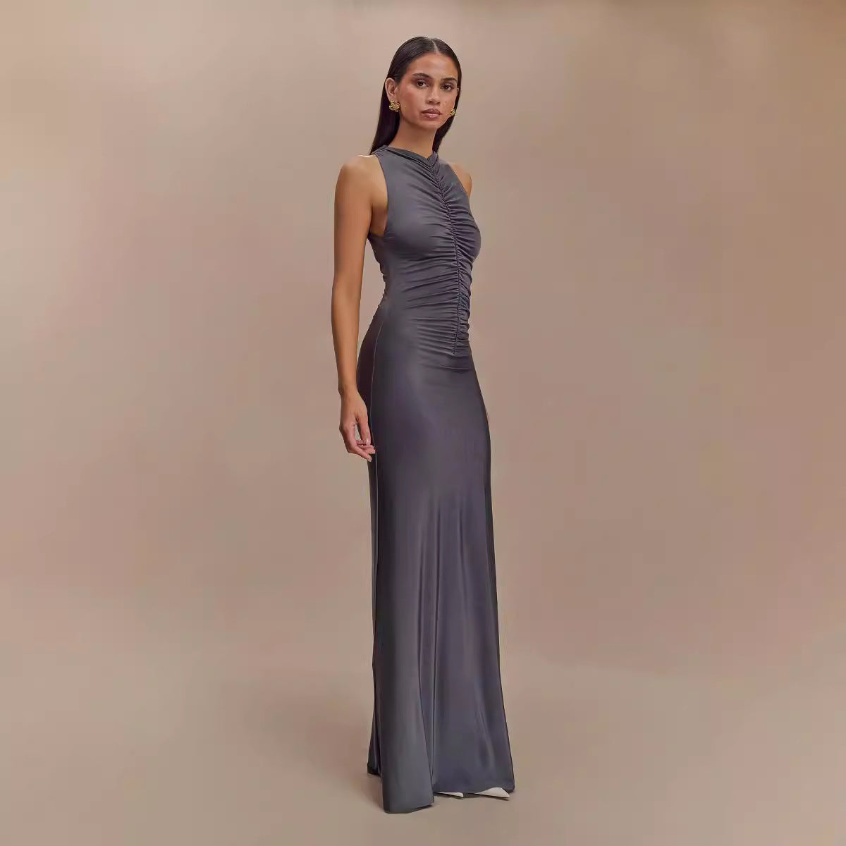 Sleeveless Pleated Solid Color Maxi Dress