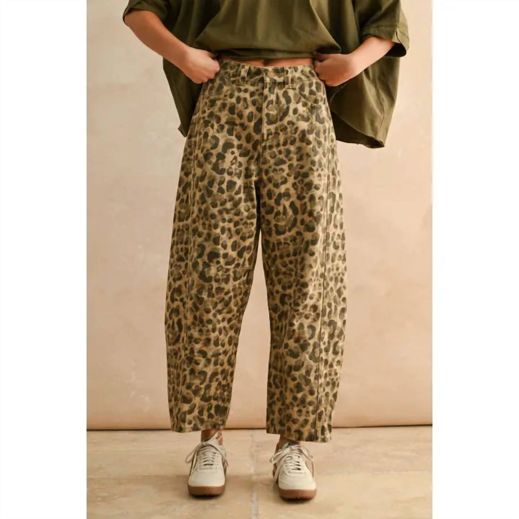 Miou Muse - Wide Leg Barrel Jeans