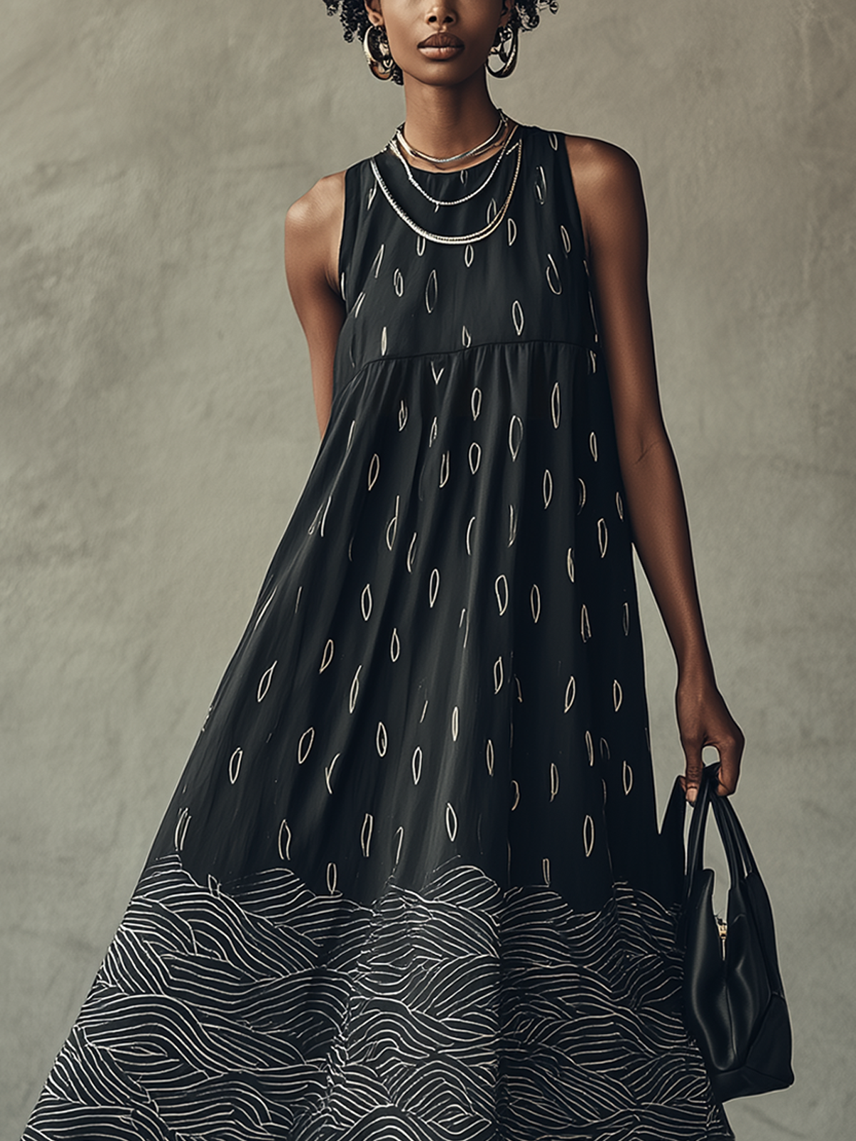 Sleeveless Maxi Dress With Abstract Print And Flowing A-Line Silhouette