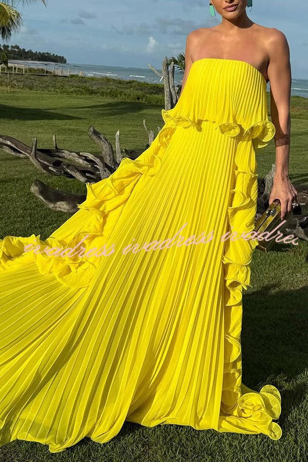 Reina Chiffon Pleated Wavy Ruffles Trim Strapless Loose Maxi Dress