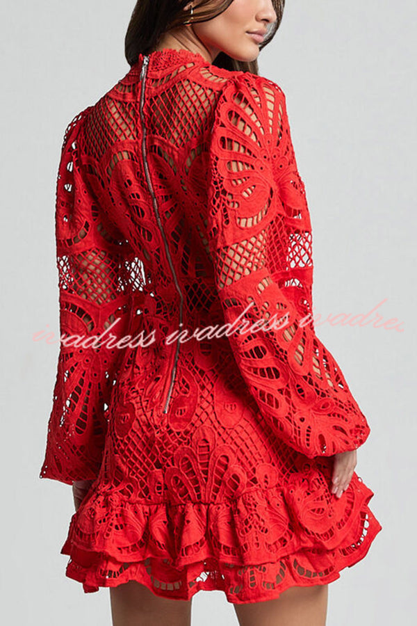 Solid Color Hollow Long-sleeved Waisted Lace Mini Dress